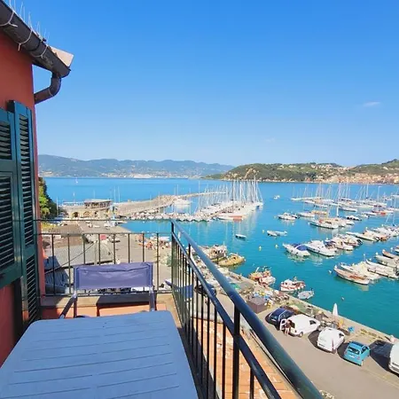 L'arpara Casa Al Molo Dal Mare Al Castello Apartment *