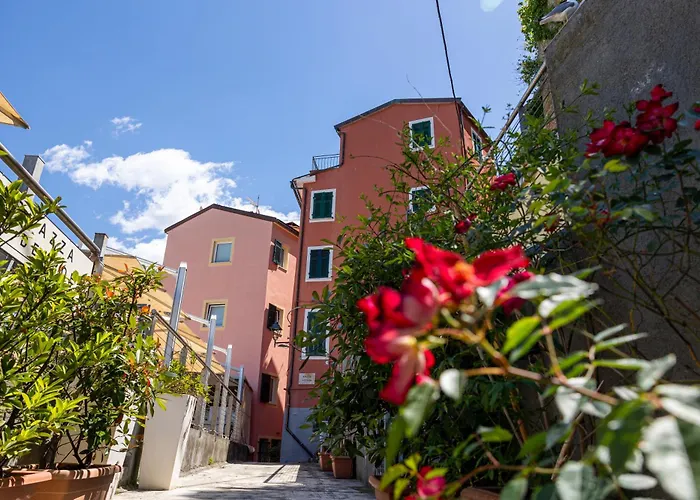 Lägenhet L'arpara Casa Al Molo Dal Mare Al Castello Lerici