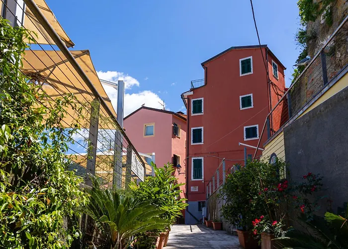 Lägenhet L'arpara Casa Al Molo Dal Mare Al Castello Lerici