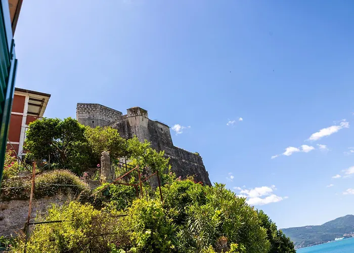 Διαμέρισμα L'arpara Casa Al Molo Dal Mare Al Castello *